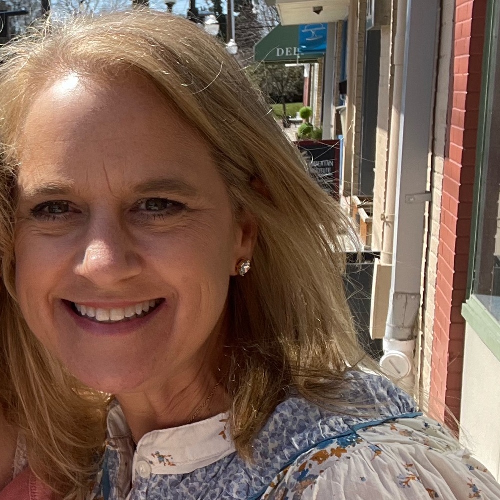 Meet your Posher, Denise